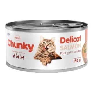 Lata de comida para gato...